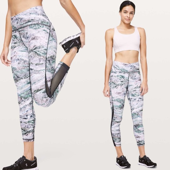 Lululemon Train Times Pant 25" Springscape Multi / Obsidian W5BU5S Luxtreme Mesh - Picture 2 of 13